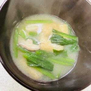 冷凍椎茸とほうれん草の味噌汁